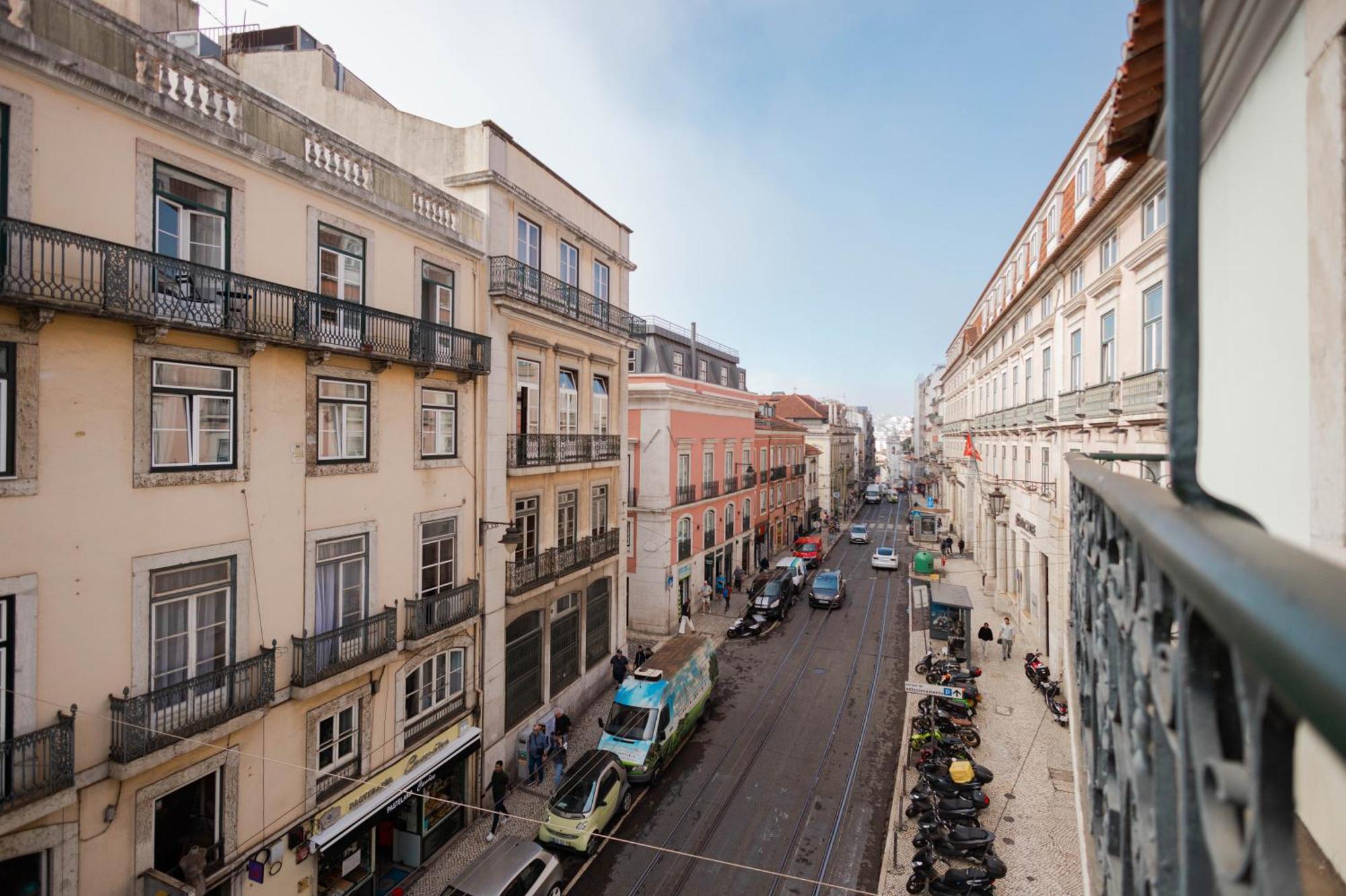 Almaria - Officina Real Apartments | Chiado Lisbon Luaran gambar