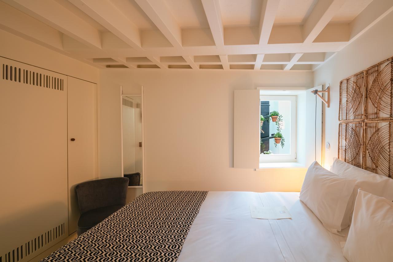 Almaria - Officina Real Apartments | Chiado Lisbon Luaran gambar