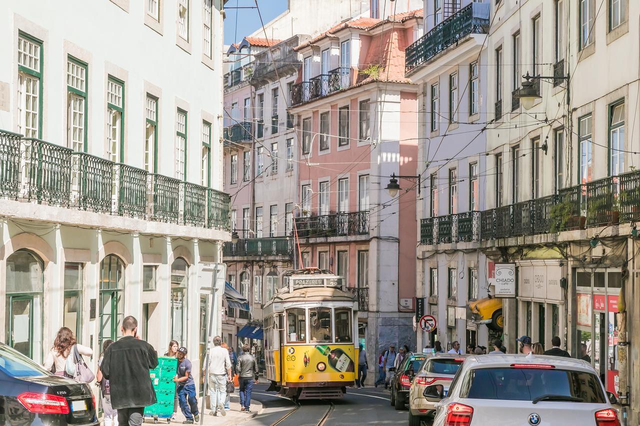 Almaria - Officina Real Apartments | Chiado Lisbon Luaran gambar